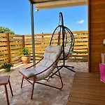 Дом отдыха The Little Dream - Small Wooden Paradise Near The Sea *