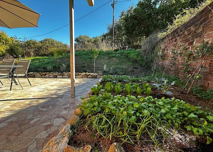 The Little Dream - Small Wooden Paradise Near The Sea