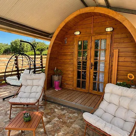 Дом отдыха The Little Dream - Small Wooden Paradise Near The Sea *